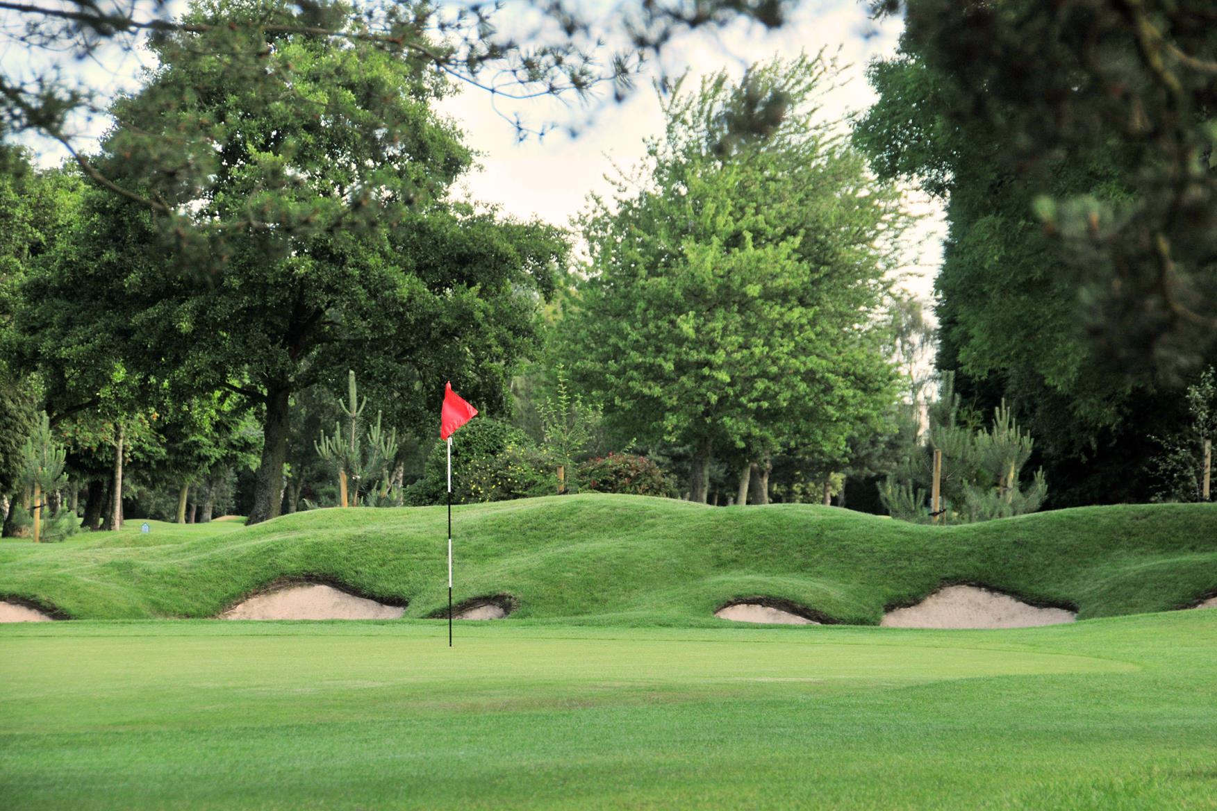 3 Hammers Golf Complex Golf Course in WOLVERHAMPTON Golf Course