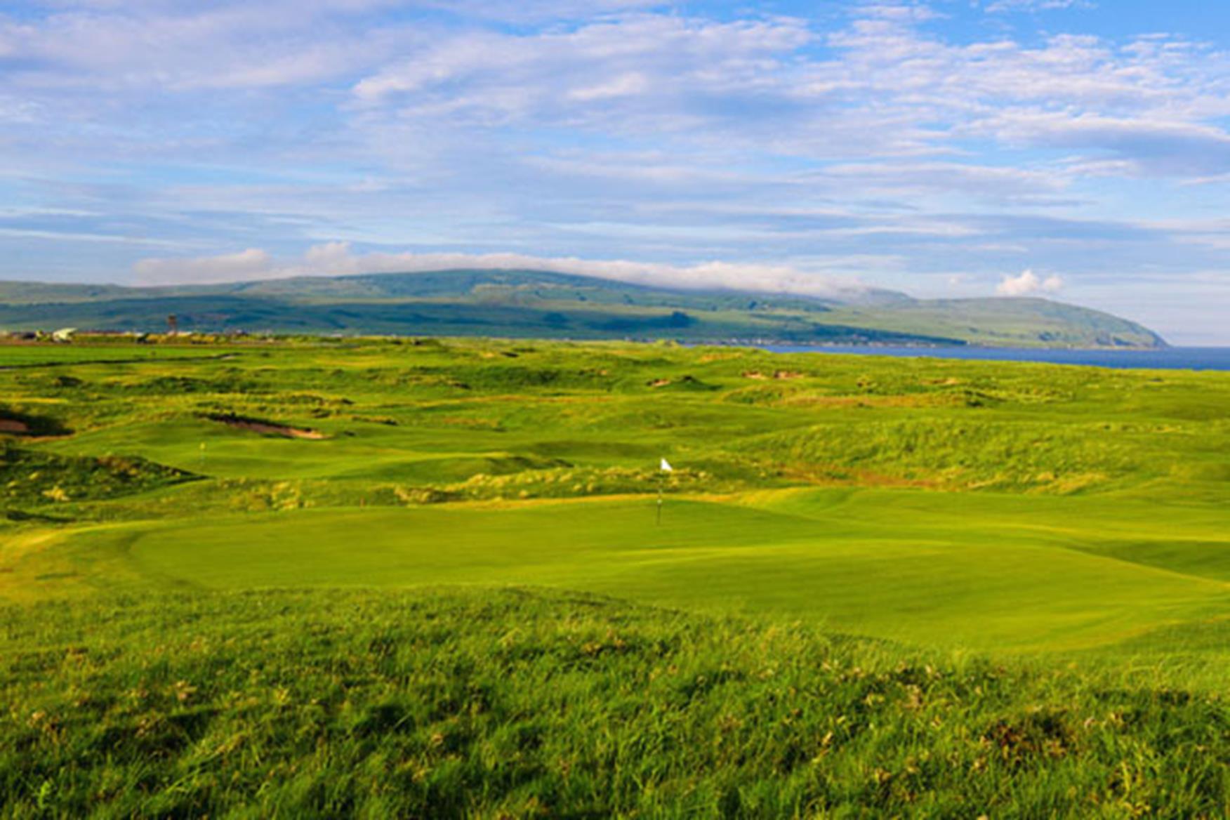 Machrihanish Dunes | Golf Course in CAMPBELTOWN | Golf Course Reviews ...