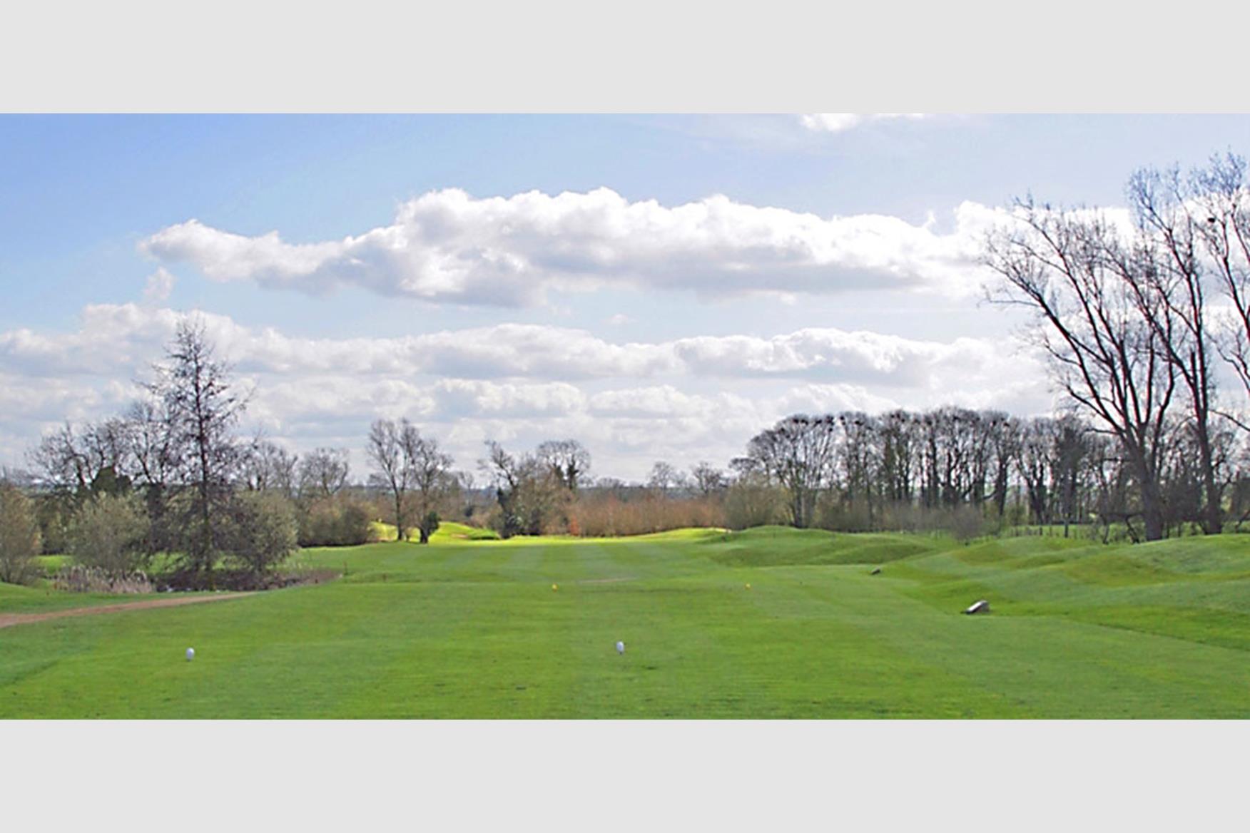 Cambridge National Golf Club Golf Course in CAMBRIDGE Golf Course Cambridge National Golf Club Golf Course in CAMBRIDGE Golf Course