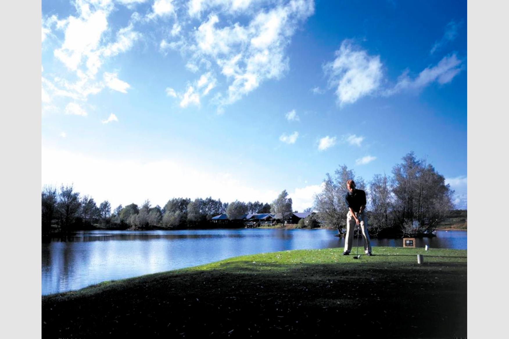 Benton Hall Golf & Country Club Executive Course Golf Course in WITHAM Golf Course Reviews