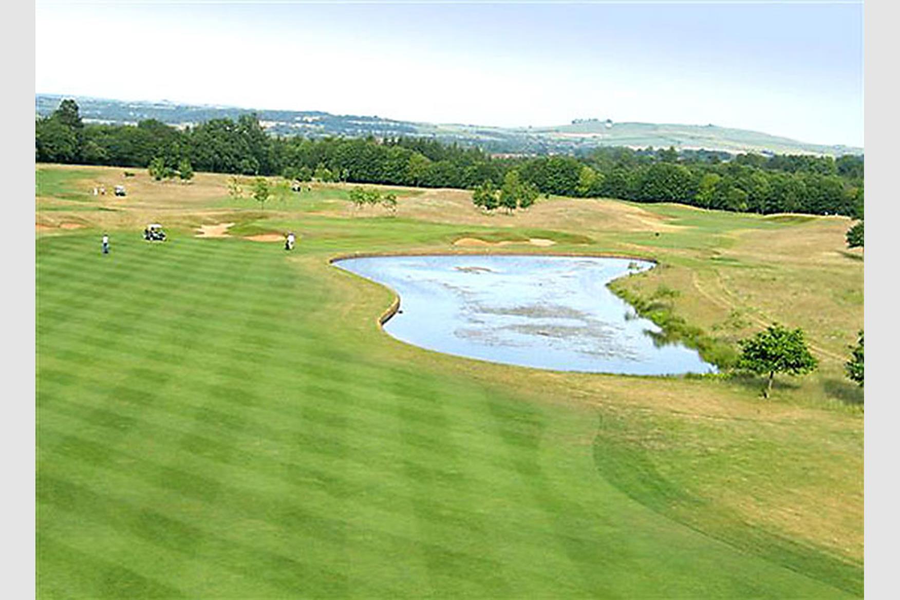 Bowood Golf & Country Club Golf Course in CALNE Golf Course Reviews