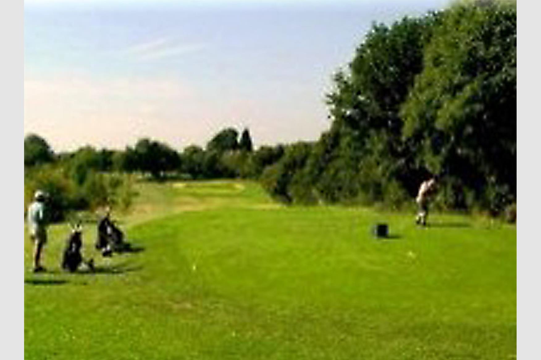 Cherry Lodge Golf Club Golf Course in WESTERHAM Golf Course Reviews & Ratings Today's Golfer