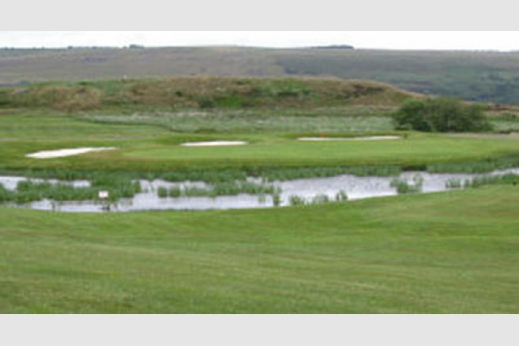 Rhondda Golf Club Golf Course in FERNDALE Golf Course Reviews