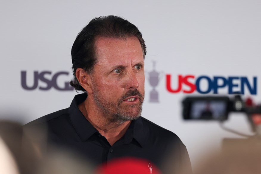 Phil Mickelson had a bombshell phone call with writer Alan Shipnuck