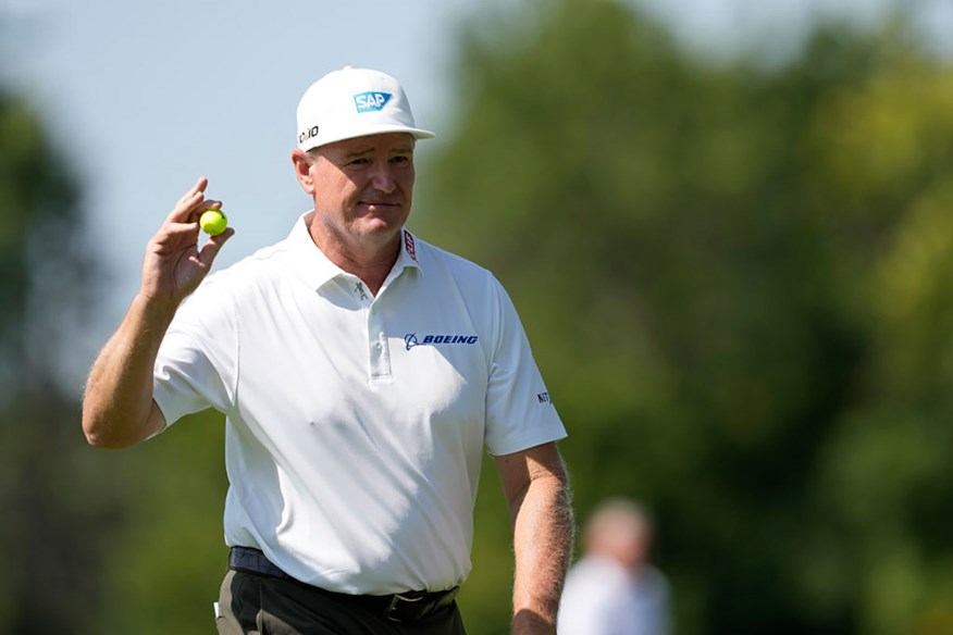 Ernie Els doesn't know how the Champions Tour, which doesn't received OWGR points, and LIV Golf differs.