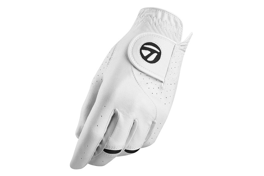 TaylorMade Stratus Tech is one of the best all weather gloves on Amazon.