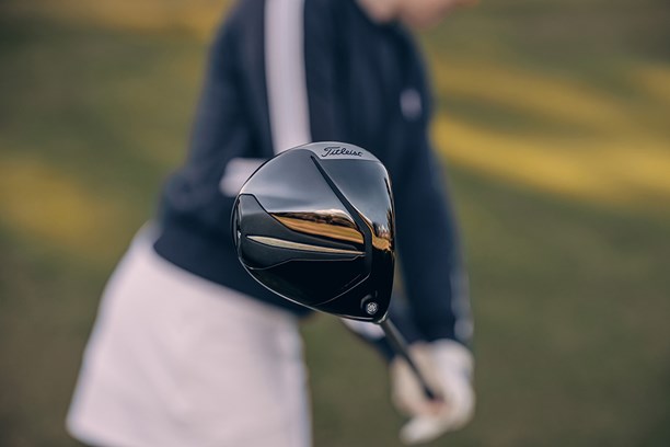 The Titleist TSR1 driver.