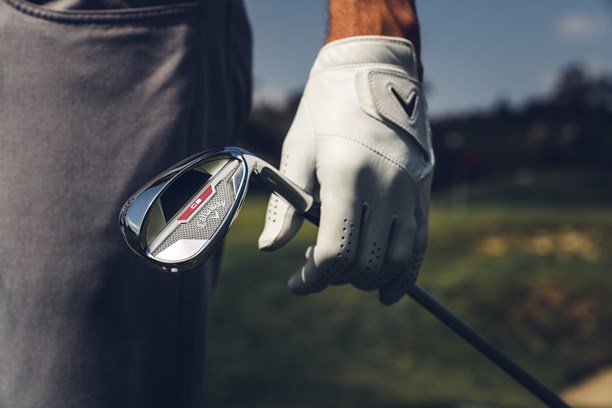 The Callaway CB wedge in hand.