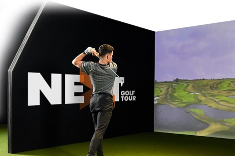 NEXT Golf Tour players compete on Trackman simulators