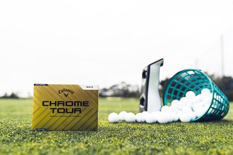 Callaway Chrome Tour golf balls packaging.