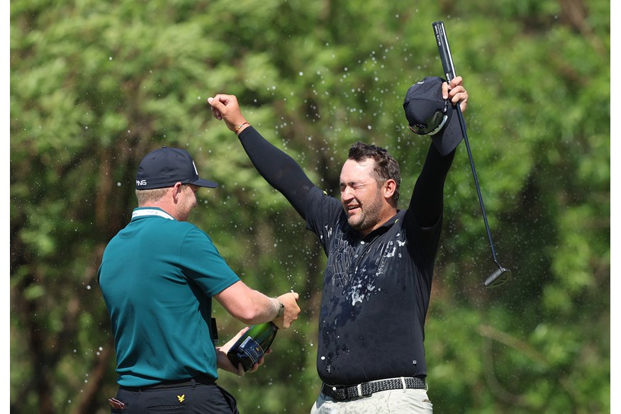 Thriston Lawrence celebrates winning the 2022 Investec South African Open.