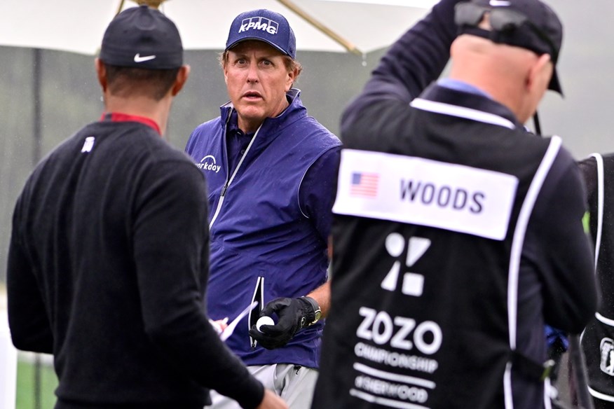 Tiger Woods was invited to a special dinner during the 2022 Open... Phil Mickelson was not