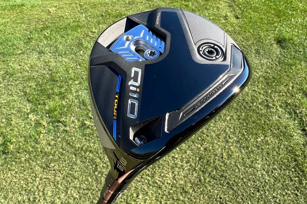 The sole and sliding weight of the Qi10 Tour fairway wood