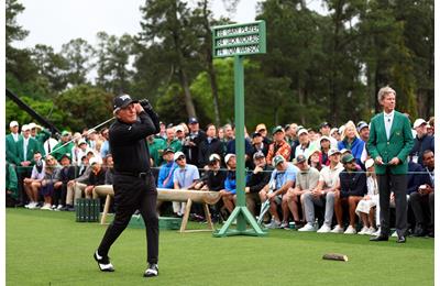 Gary Player wants to see the golf ball rolled back by up to 60 yards.