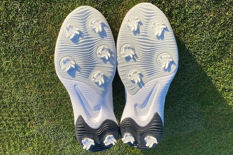 Nike Victory Pro 3 Golf Shoes sole