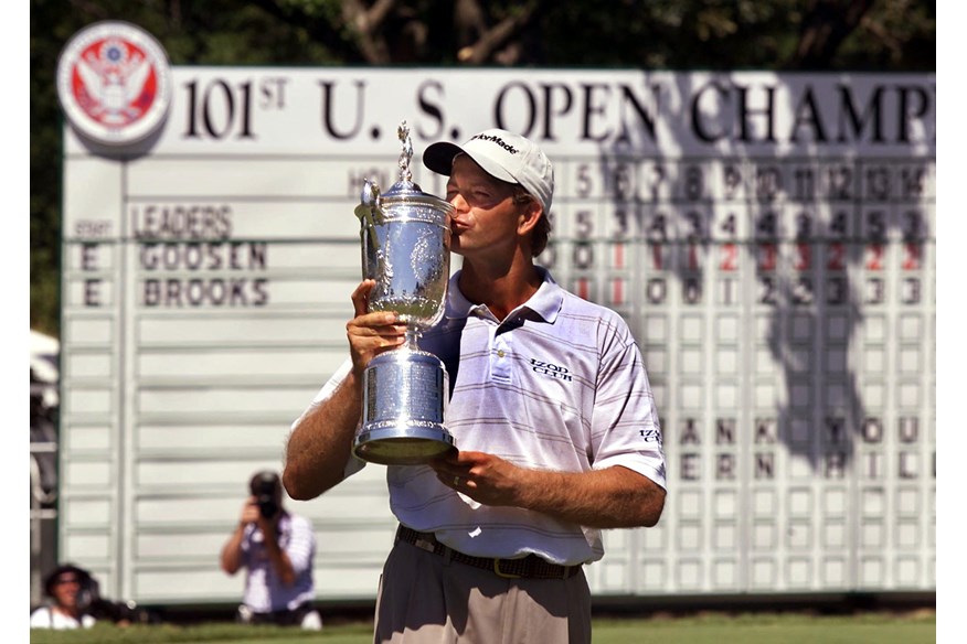 Retief Goosen with US Open Trophy 2001