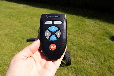 The MGI Zip Navigator AT comes with a remote control