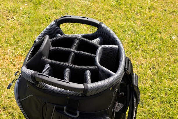 The 14-way divider bag ensures the Callaway REVA set stays organised