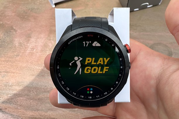 The starting menu for Golf on the Garmin Approach S70