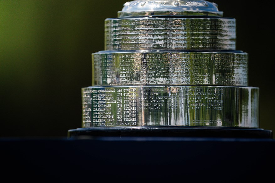 What happens in the event of a tie at the Open Championship?