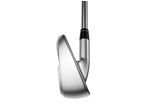 The hosel offset and head shape of the Callaway Apex AI300 iron from the toe