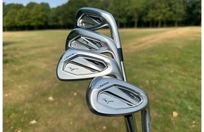 The JPX 925 Hot Metal Pro irons have been designed as a best of both words option