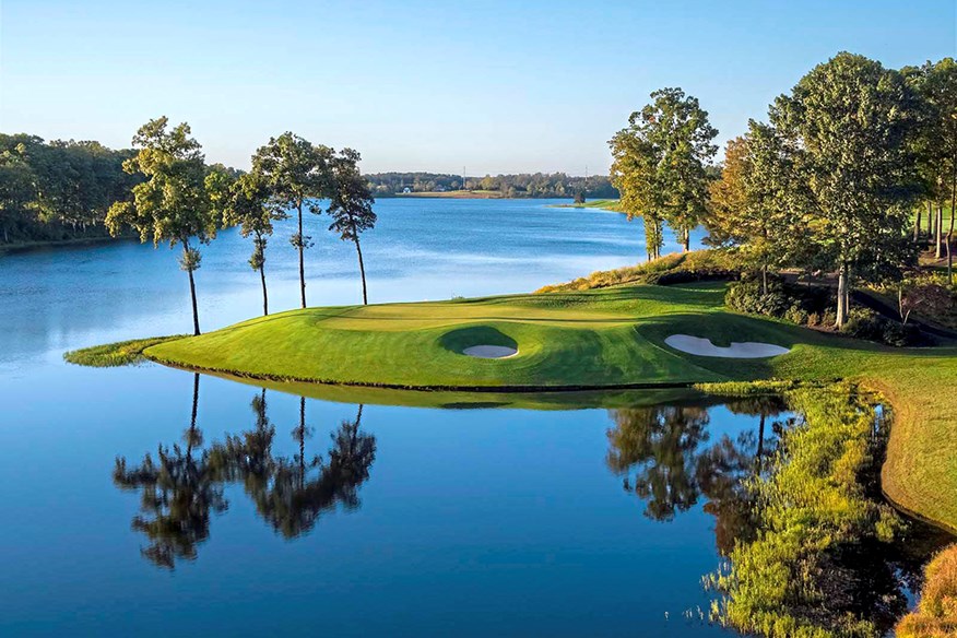 The 11th hole at Robert Trent Jones Golf Club, Virginia, USA