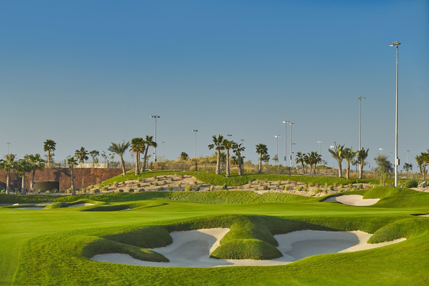 Looking up the 1st at Yas Actes.