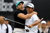 Bryan Habana celebrates with Hideki Matsuyama at The Challenge: Japan Skins in 2019.