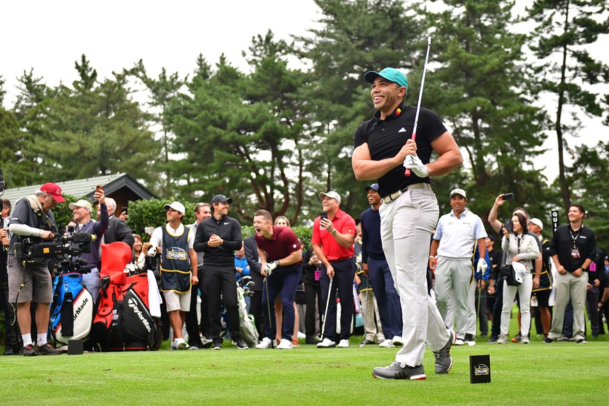 A nervous Bryan Habana on the tee entertaining Tiger Woods, Rory McIlroy, and Hideki Matsuyama. 