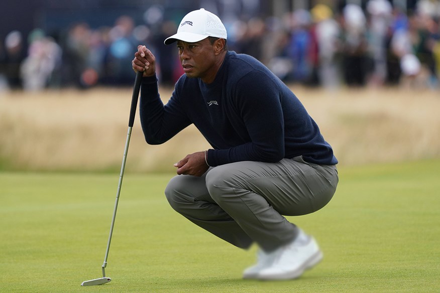 Tiger Woods' Sun Day Red Golf Shoes