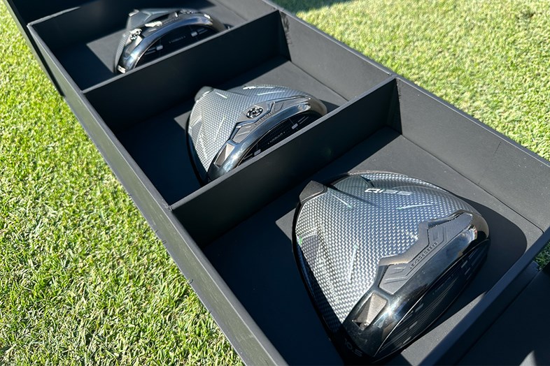 TaylorMade Golf Qi35 Fairway 18 degrés rigide pour droitier