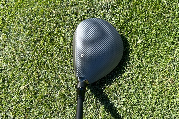 TaylorMade Qi35 tour Fairway Wood at address