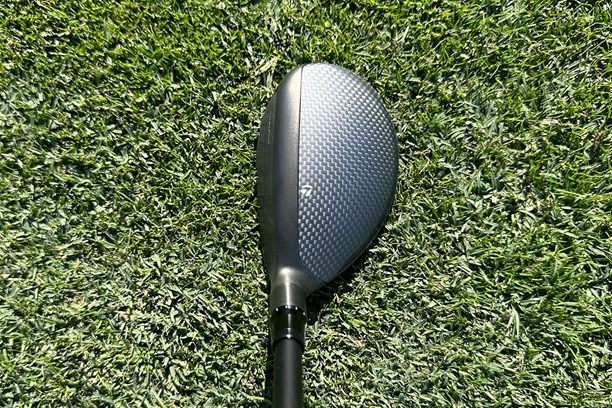 The address position of the TaylorMade Qi35 Hybrid