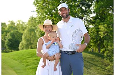 Scottie Scheffler with his wife Meredith and son Bennett