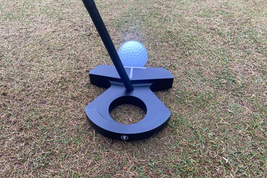 L.A.B. Golf DF3 putter addressing the golf ball view from behind