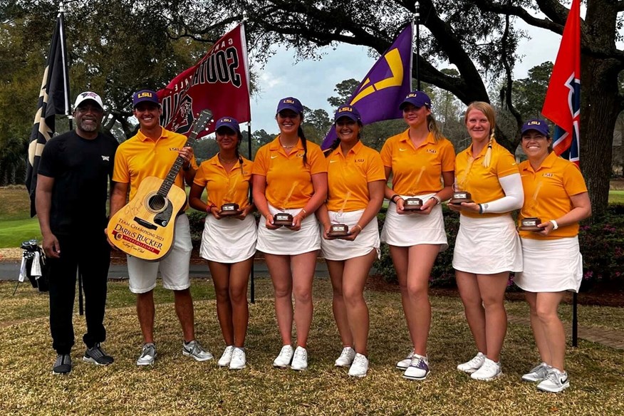 The LSU golf team with the Darius Rucker Intercollegiate trophy.