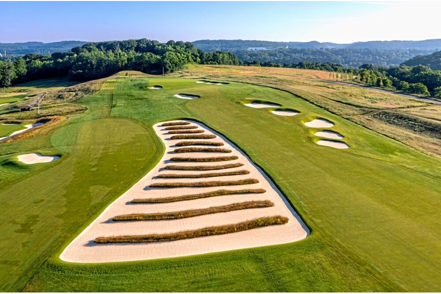 Oakmont - 3rd Hole