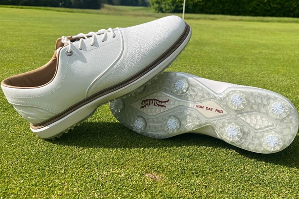 Sun Day Red Pioneer Cypress Golf Shoes