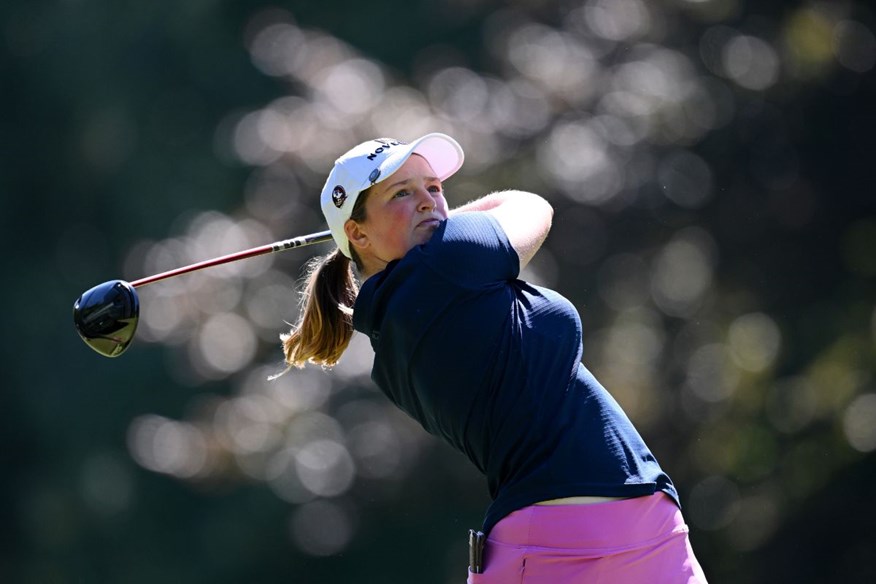 Lottie Woad uses a Titleist TSR3 Driver