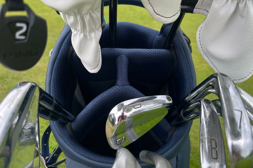 Stitch SL2 Stand Bag has a 4-way divider