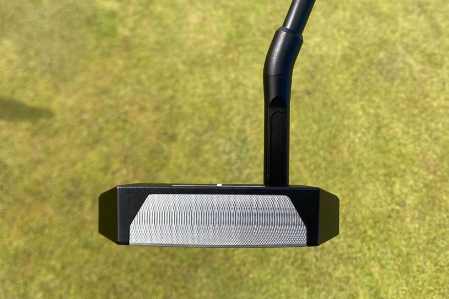 L.A.B. Golf OZ.1i HS putter has an aluminum body, mechanically bonded to a fly-milled stainless steel insert as found in the OZ.1i, to maintain Lie Angle Balance. The shaft of the OZ.1i HS is connected to the head with a proprietary aluminum riser. This riser is available in ten different configurations, ranging from 65 to 74 degrees