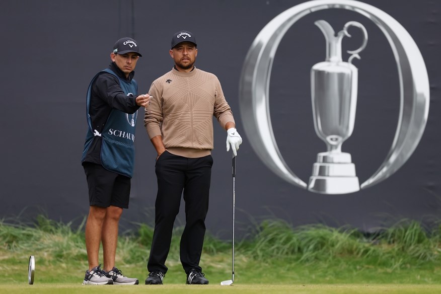 Austin Kaiser is Xander Schauffele's caddie.