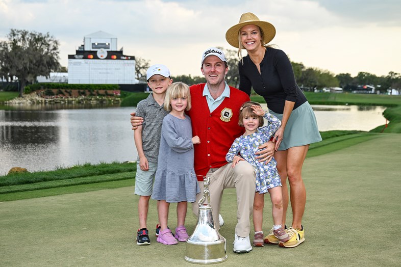 Who is Russell Henley's wife?