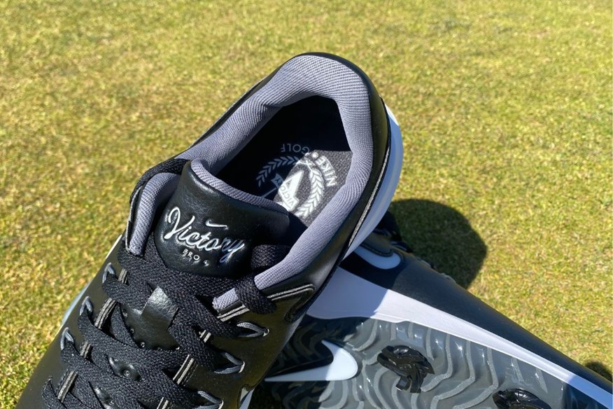 Nike Victory Pro 4 Golf Shoes