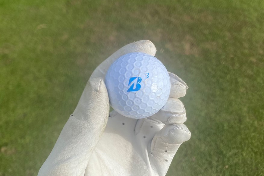 Wear marks on a Bridgestone e12 Splash after a full round of use