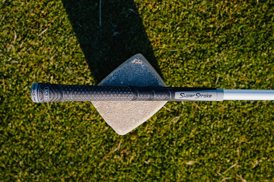 Superstroke REVL grips come in three models: Comfort, Player, and Element