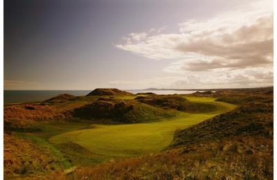 The European Club in Ireland will close until 2027.