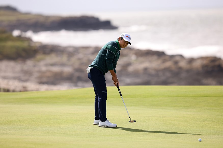 Five-time major champion Yani Tseng ended a 4,306-day winless streak by switching to left-handed putting.