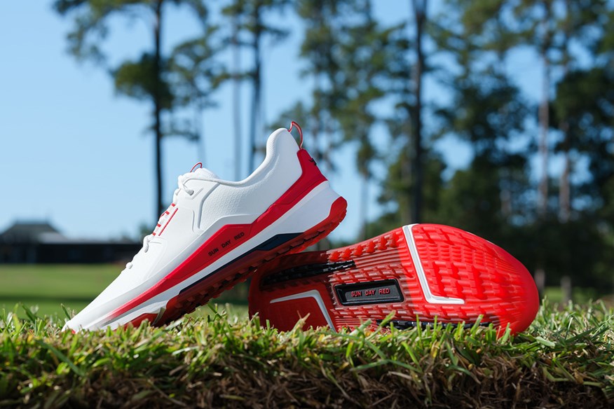 Sun Day Red unveils the Presidio spikeless golf shoes